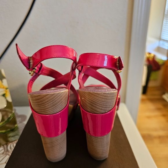 louis vuitton wedges - Picture 6 of 8